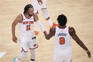 29分并列NBA季后赛第二大分差逆转 仅次于2018年快船翻勇士31分